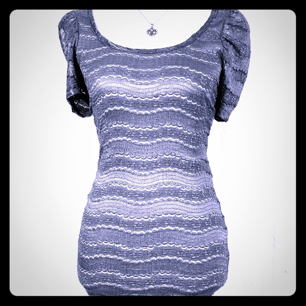 Buckle BKE Brand Stretchy Lace Silver Tee